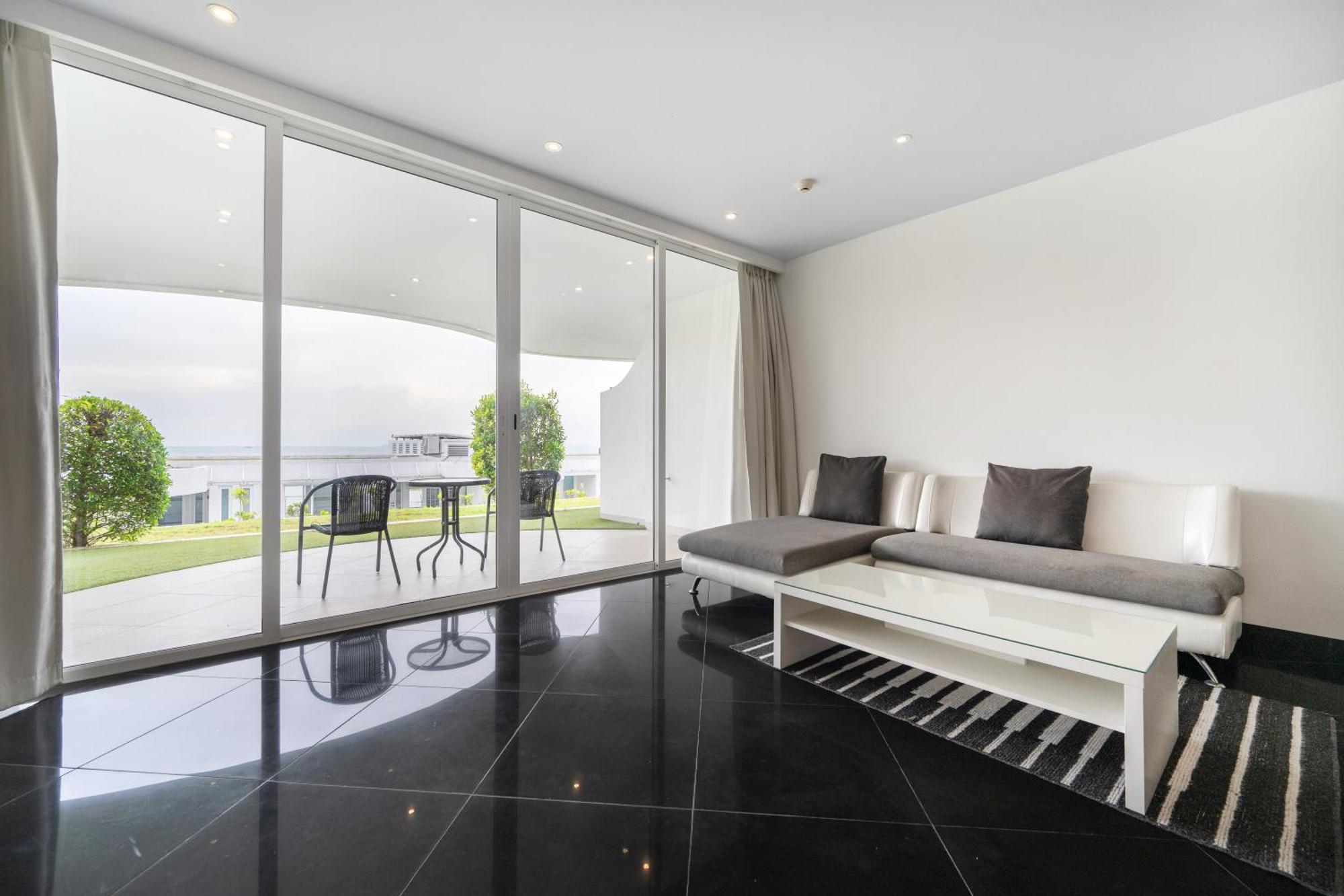 Pure Sunset Beach - Ocean View Room, Pattaya Na Chom Thian Eksteriør billede